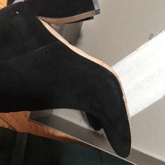 BCBGMAXAZRIA / Black blyss Suede block booties - Picture 8 of 8